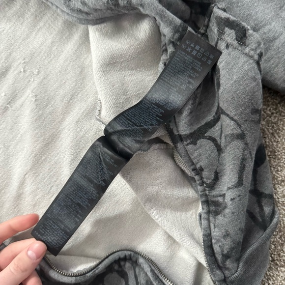 balenciaga gray skater hoodie - Picture 7 of 9